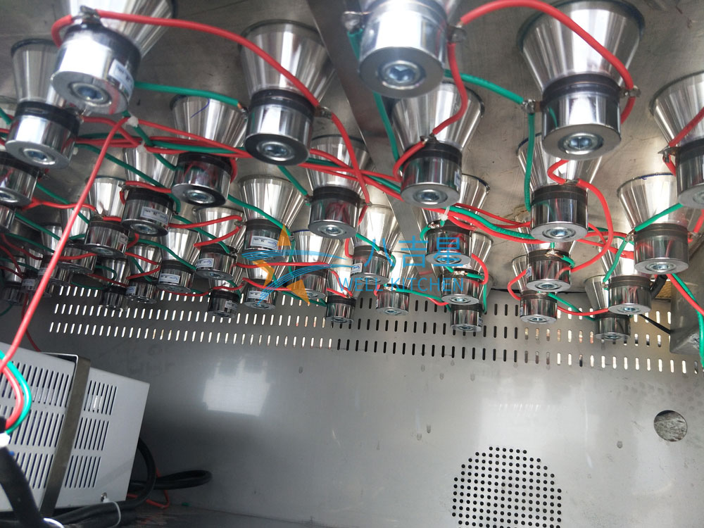 超聲波洗碗機內部展示